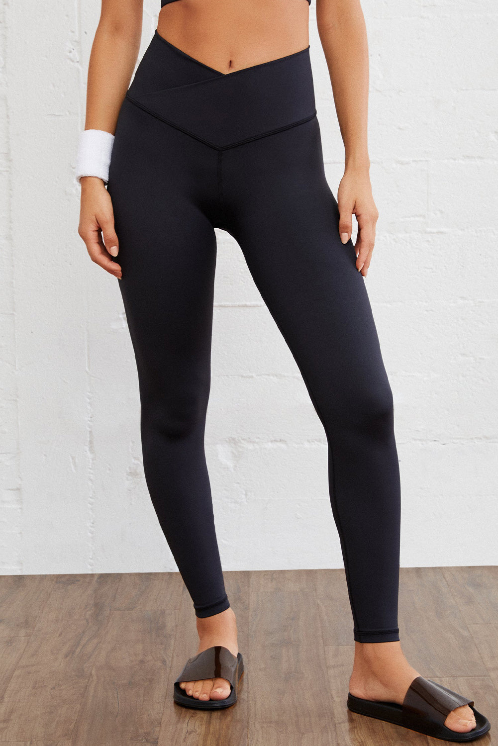 Black Arched Waist Seamless Active Leggings - Premium Activewear/Yoga Pants from Ashes 2 Wildflowers Boutique, LLC- Just $15.87! Shop now at Ashes 2 Wildflowers Boutique, LLC